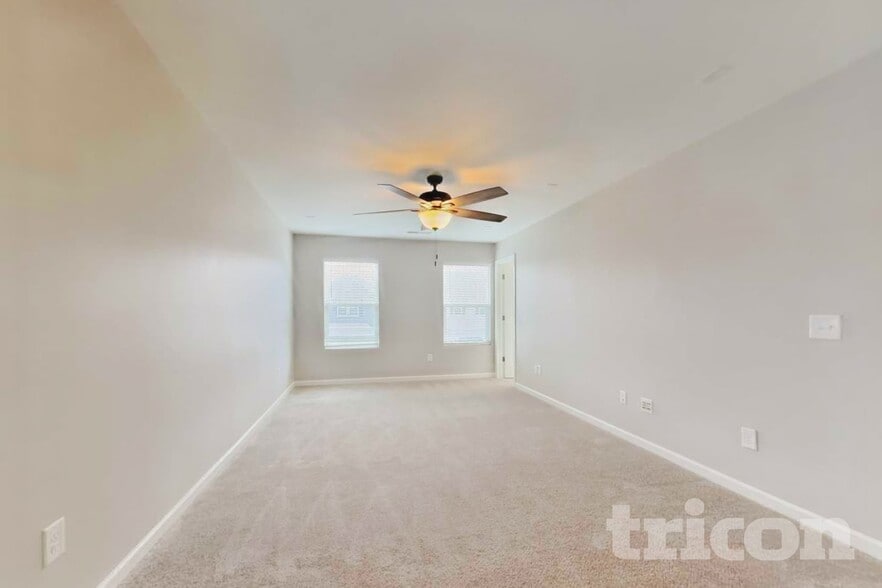 Building Photo - 1037 Bitting Hall Cir