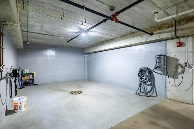 Building Photo - 5022 American Pkwy