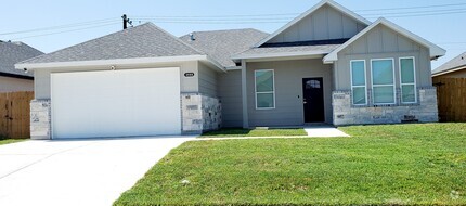 Building Photo - 3405 Travis Ct