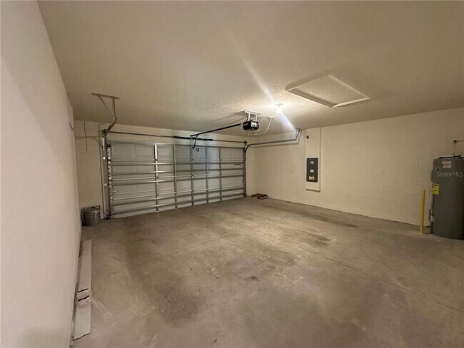 Building Photo - 7798 SW 139th St Rd