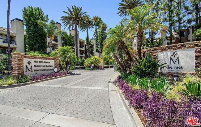 Building Photo - 21520 Burbank Blvd