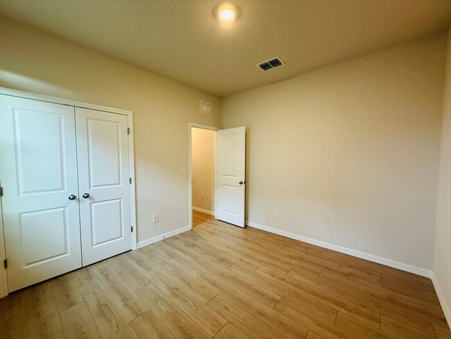 Building Photo - New build -  Be the 1st to move into this 4 bedroom home in Parish!
