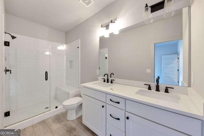 Building Photo - 1192 Wylie St SE