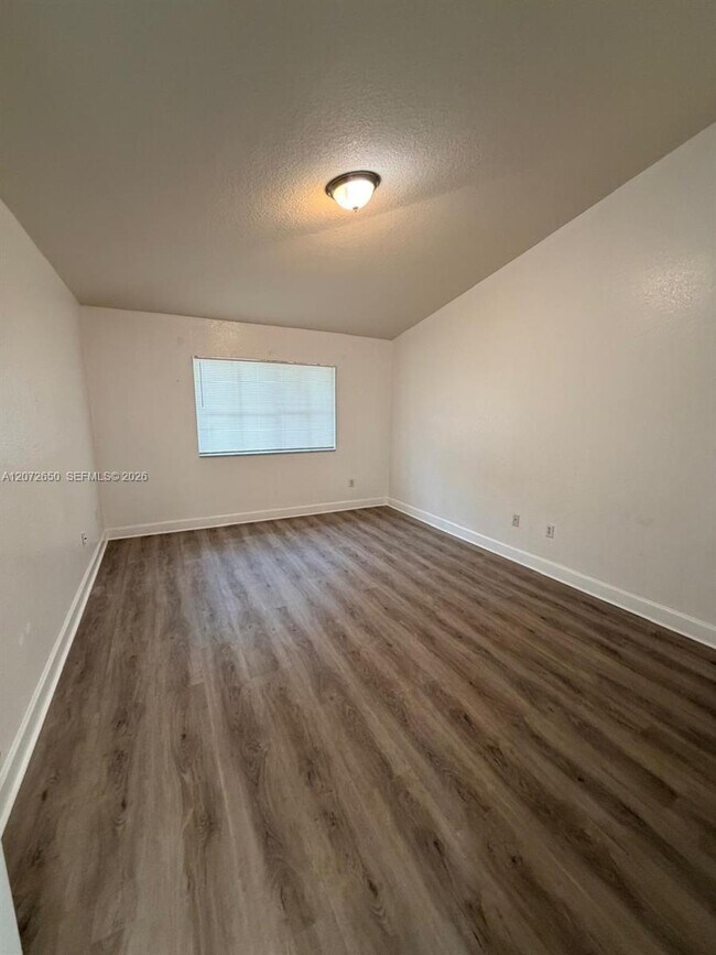 Building Photo - 8366 SW 29th St