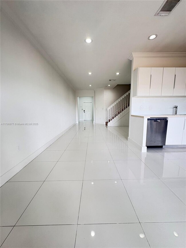 Building Photo - 8301 NW 107th Ct