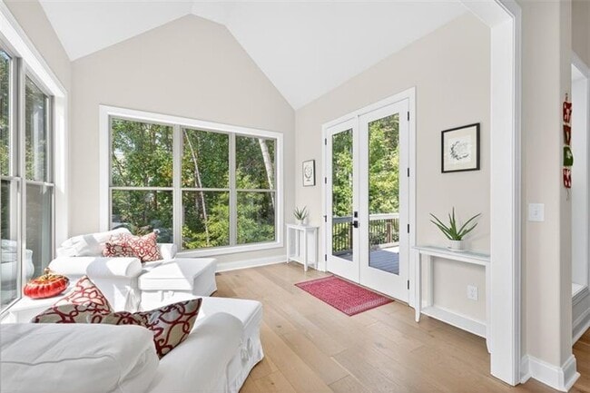 Building Photo - 345 Wiman Park Ln