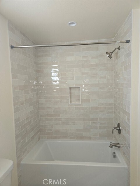 Building Photo - 2332 W 155th St