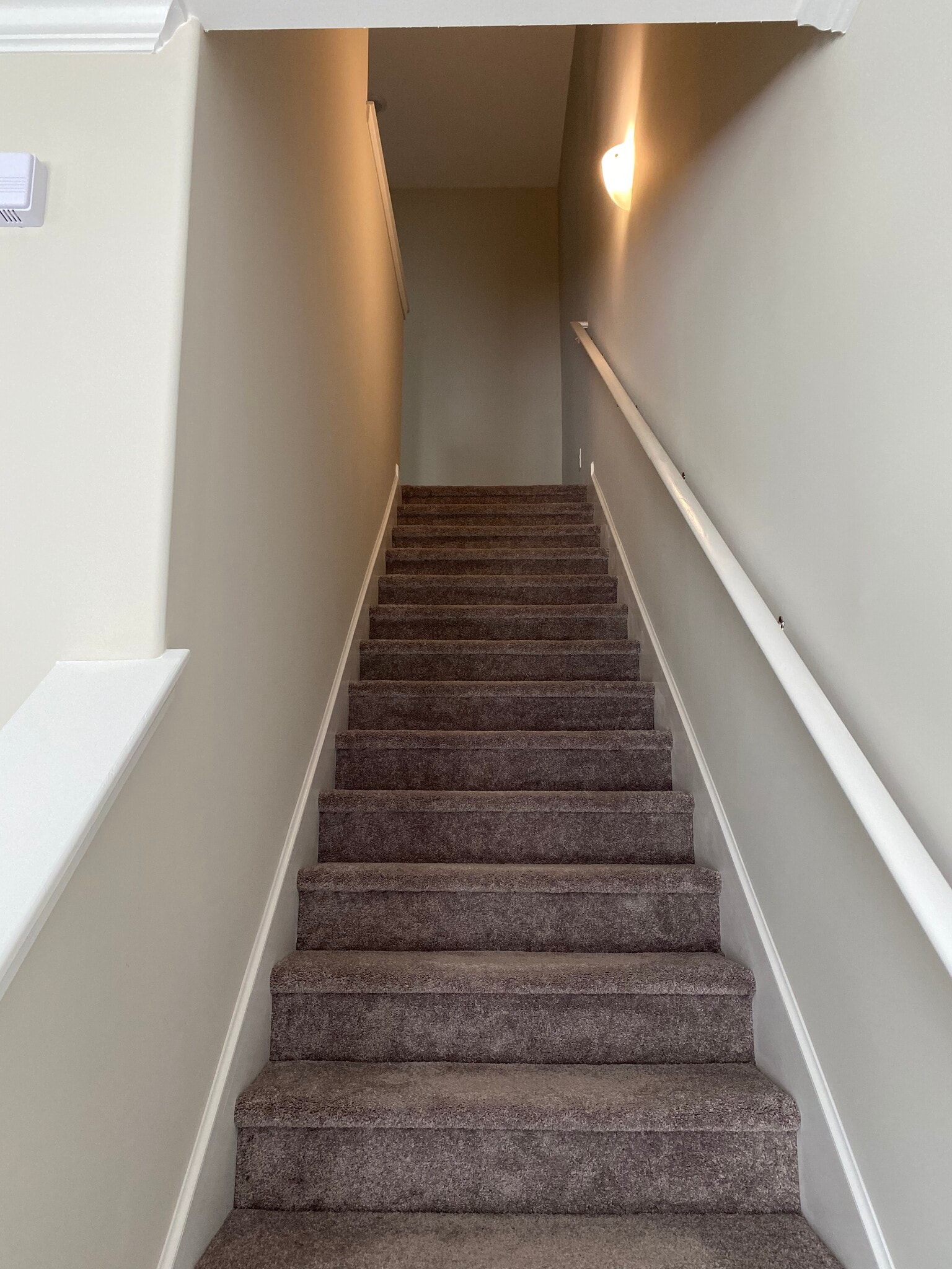 Building Photo - 219 Sonoma Dr