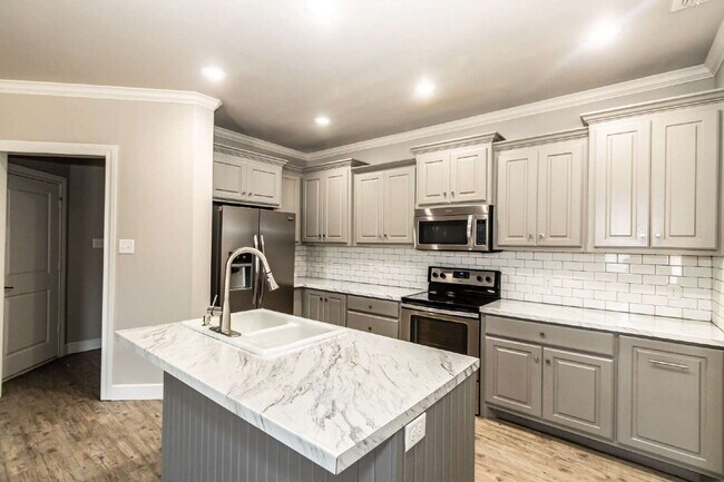 Building Photo - Cute Duplex in South Lubbock
