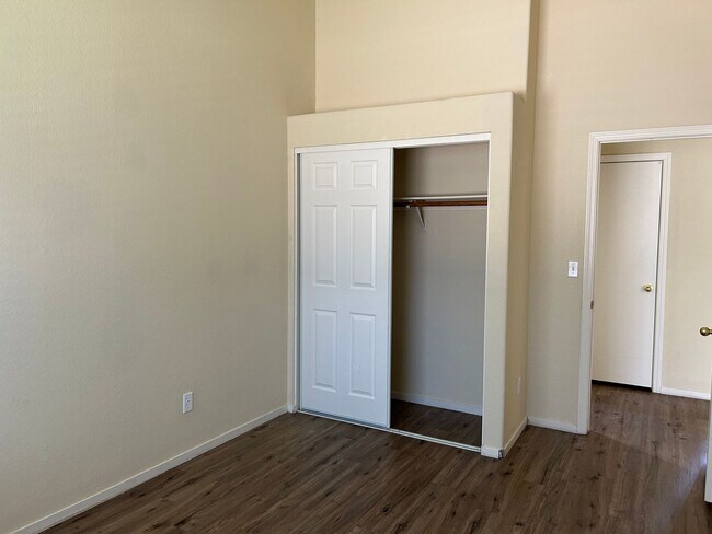 Building Photo - Single Story North Las Vegas home