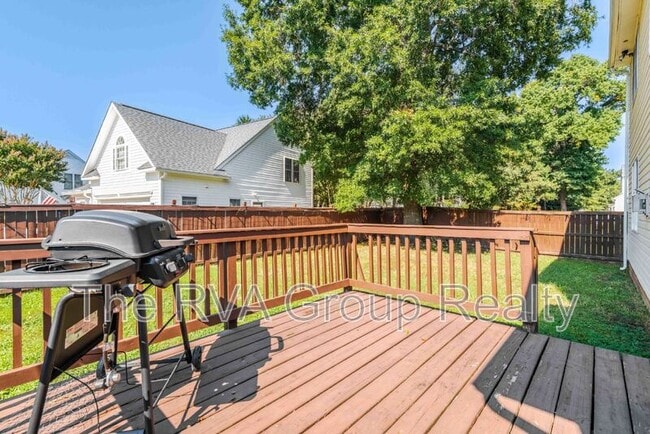 Building Photo - 10528 Runnymeade Dr