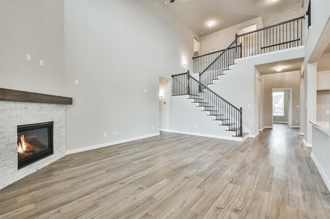 Building Photo - 8211 Chartres Wind Dr