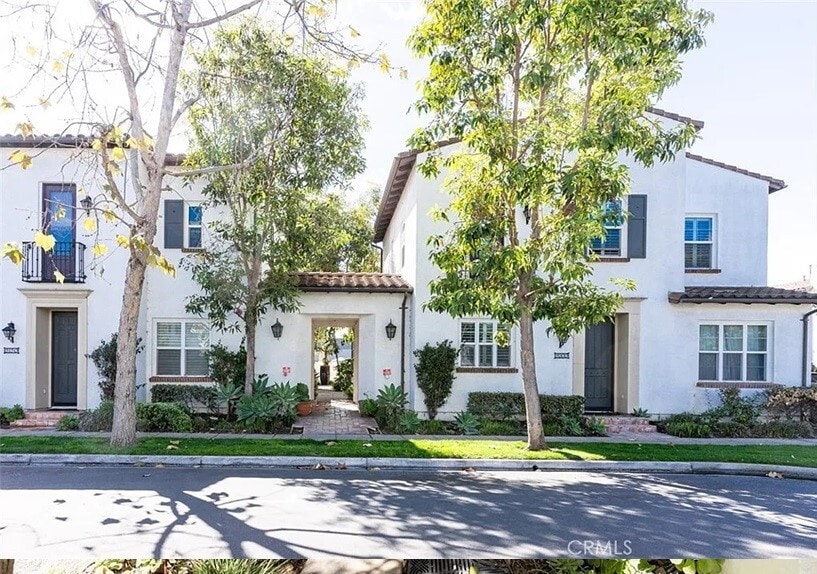 Outside - 3180 W Anacapa Way