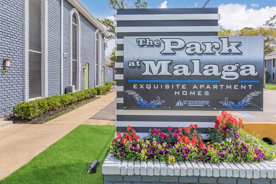 The Park at Malaga 4300 Sherwood Ln Houston TX 77092 Apartment Finder