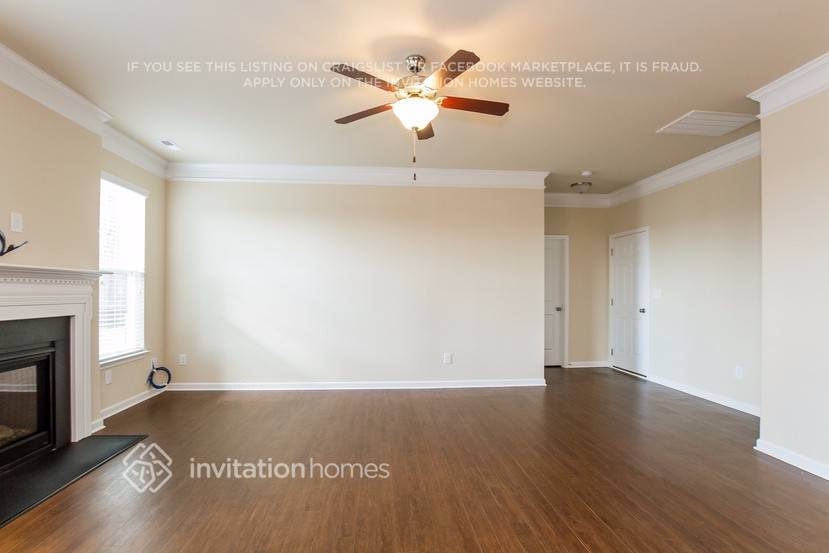 Building Photo - 141 Kingston Drive