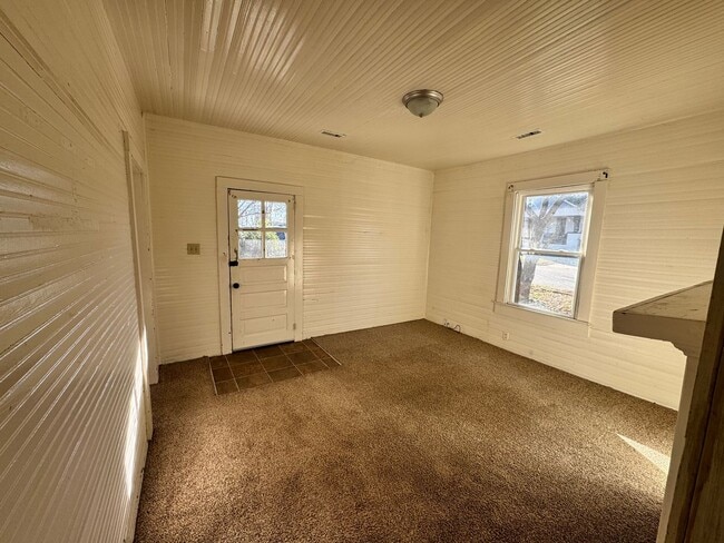 Building Photo - 2/1 House in Downtown Shelby, NC