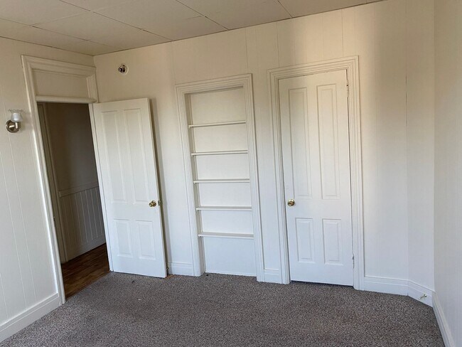 Building Photo - 513 Weidman St