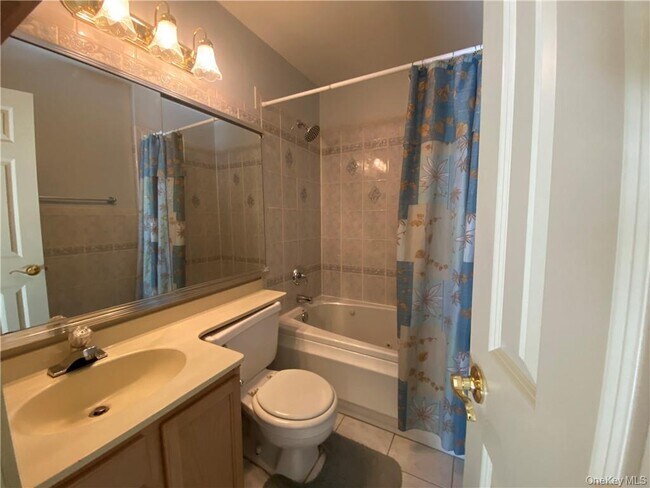 Building Photo - 25 Lexington Hills Rd