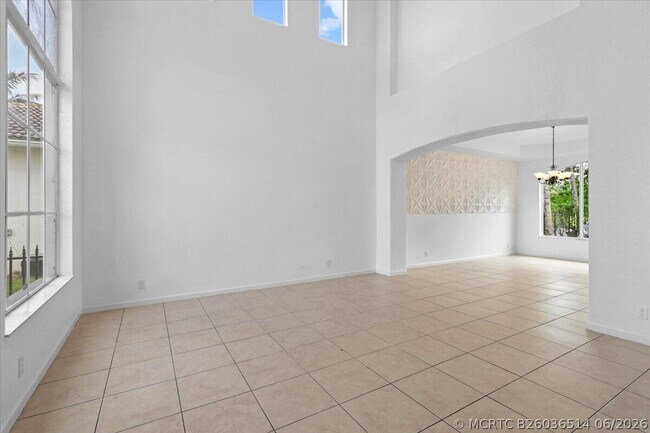 Building Photo - 1831 Waldorf Dr