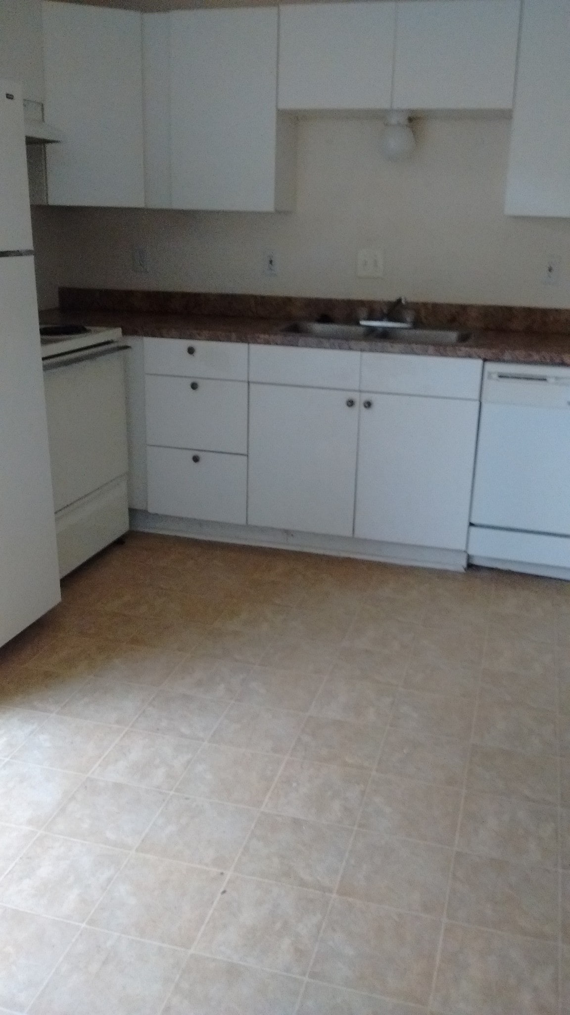 Building Photo - 1106 Verde Dr