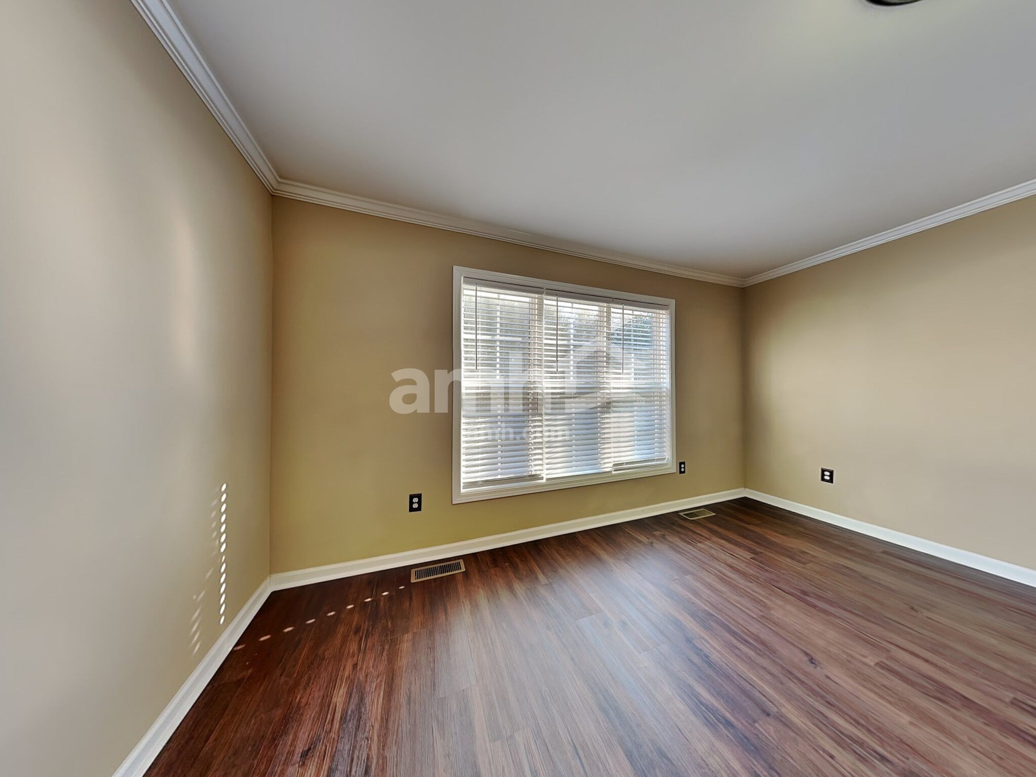 Building Photo - 11 Bittercrest Ct