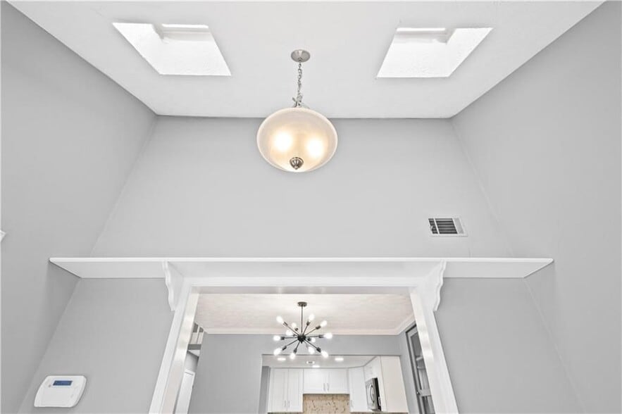 Building Photo - 1707 Cotton Patch Ln