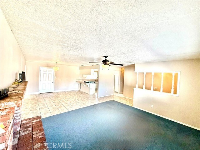 Building Photo - 7795 Oakwood Ave