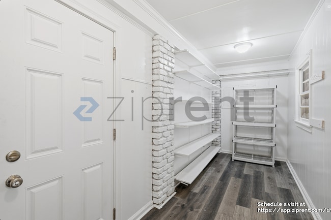 Building Photo - 2968 Sylvan Ramble Rd NE