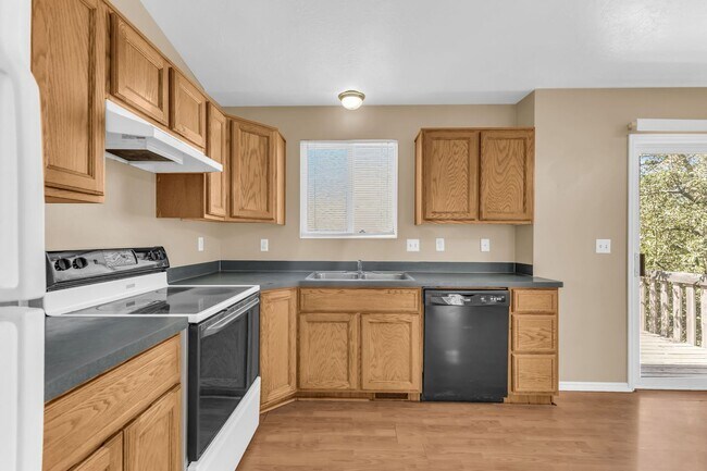 Building Photo - 68 S 1700 W