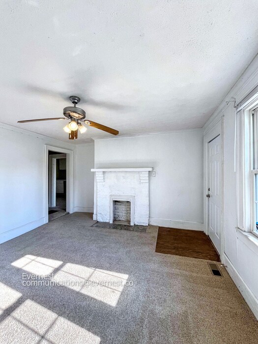 Building Photo - 1304 Joseph Ave