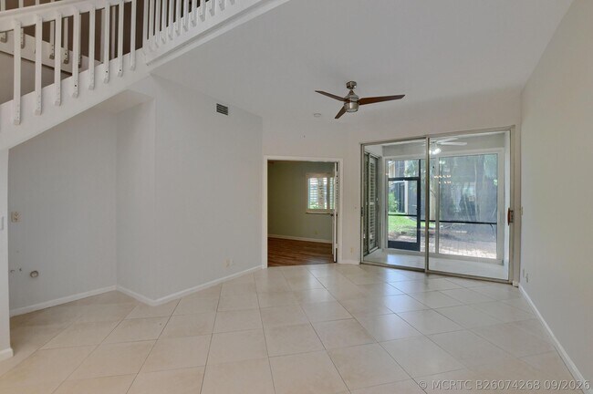 Building Photo - 23061 Aqua View