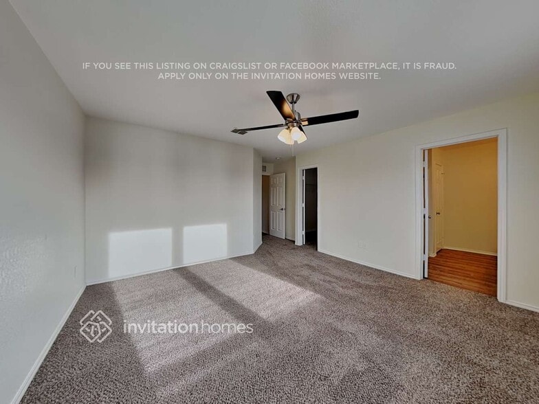 Building Photo - 27305 Paraiso Manor