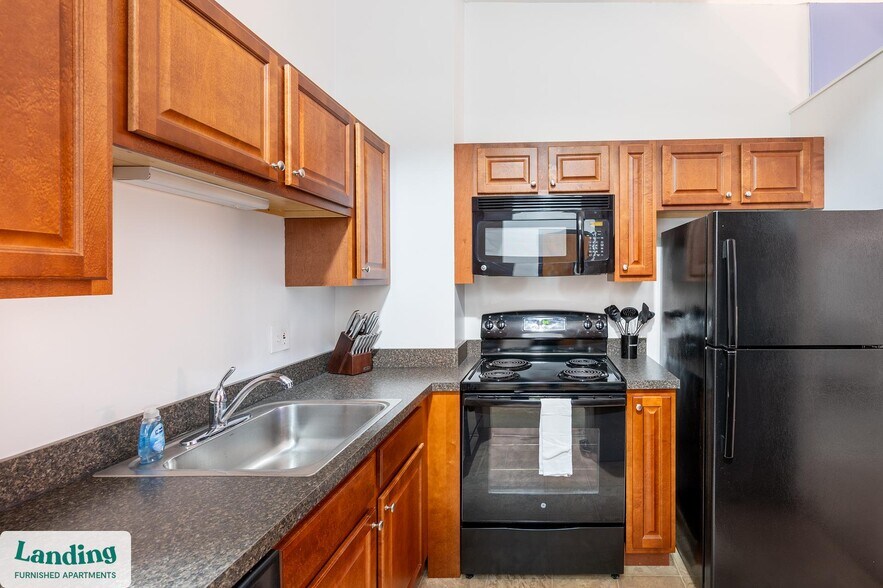 Building Photo - 45 Willow St