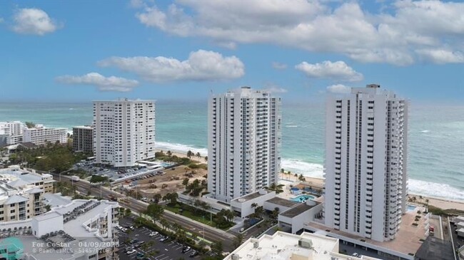 Building Photo - 1360 S Ocean Blvd