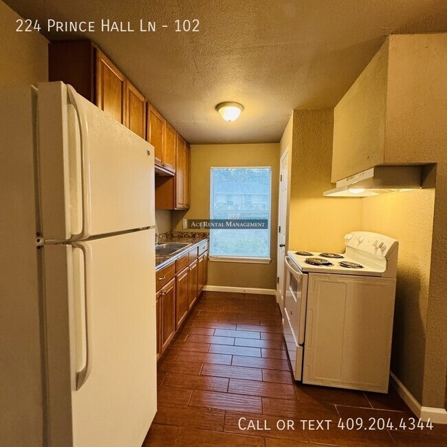 Building Photo - 224 Prince Hall Ln