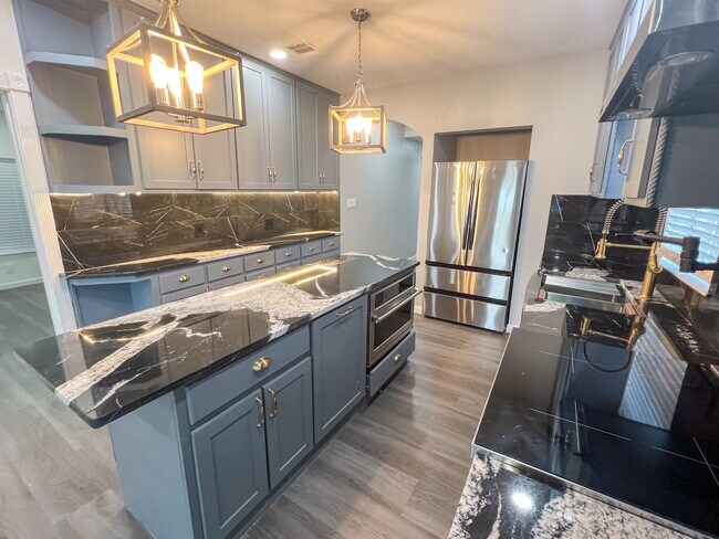 Building Photo - 4605 Orange St