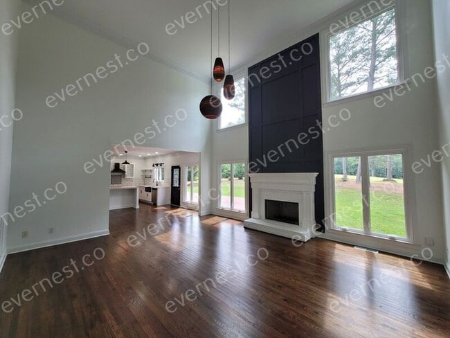 Building Photo - 398 Dunleven Manor Walk NE