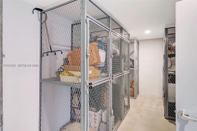 Building Photo - 7928 West Dr