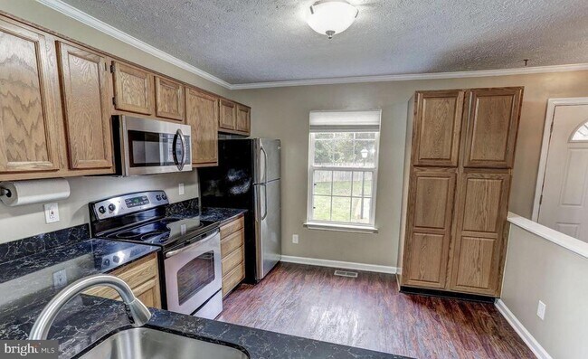 Building Photo - 307 Stafford Mews Ln