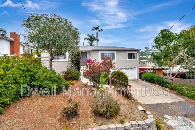 Building Photo - 4661 Lee Ave