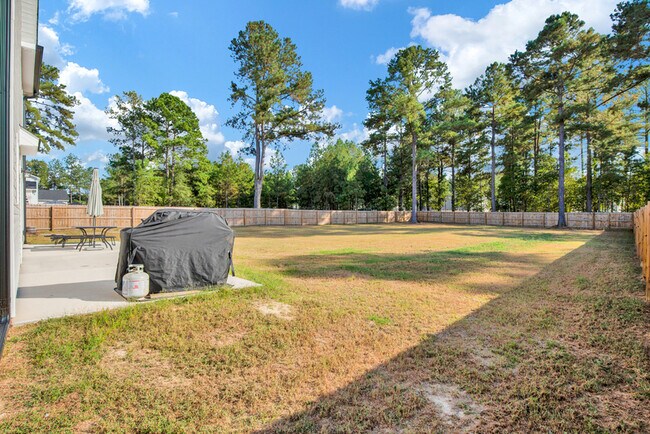 Building Photo - 245 Lonesome Glory Dr