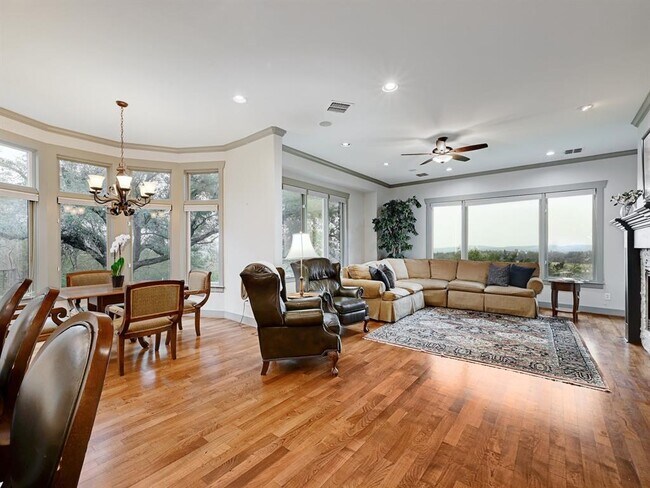 Building Photo - 2300 Barton Creek Blvd
