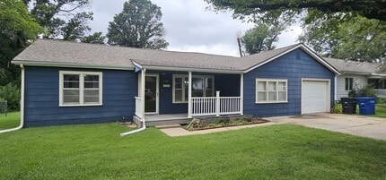 Building Photo - 1721 Cron St