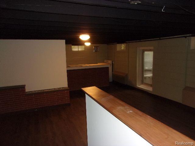 Building Photo - 445 W Breckenridge St