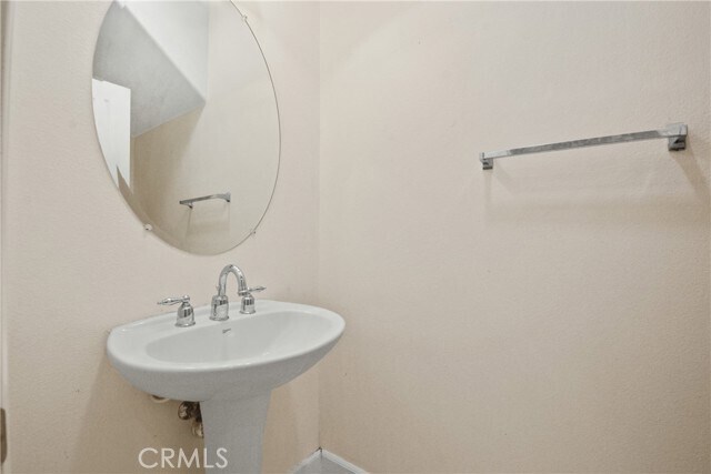 Building Photo - 6521 Emmerdale St