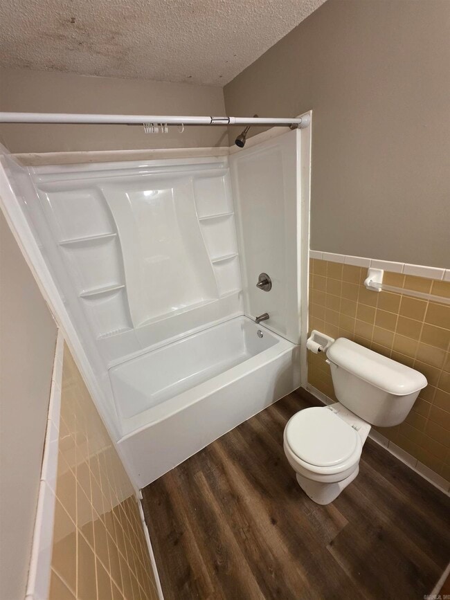 Building Photo - 17814 Batesville Pike