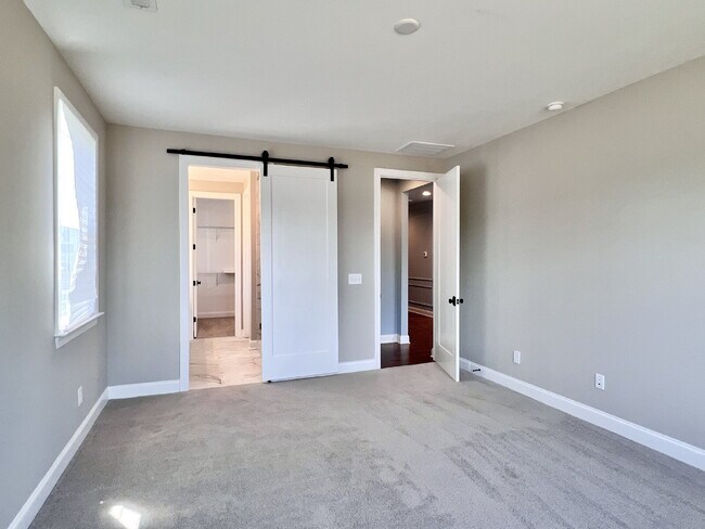 Building Photo - STUNNING and SPACIOUS!