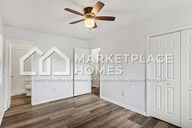 Building Photo - 4118 Ponderosa Dr SW