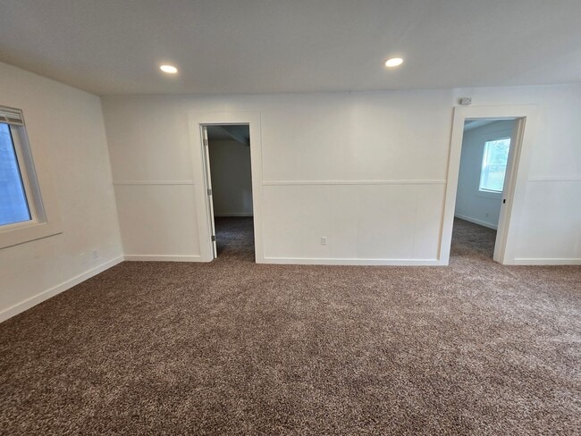 Building Photo - 148
