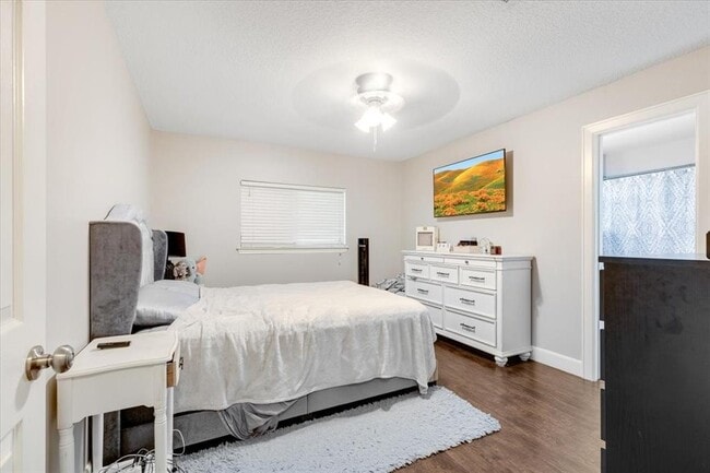 Building Photo - 3209 Blue Wing Dr